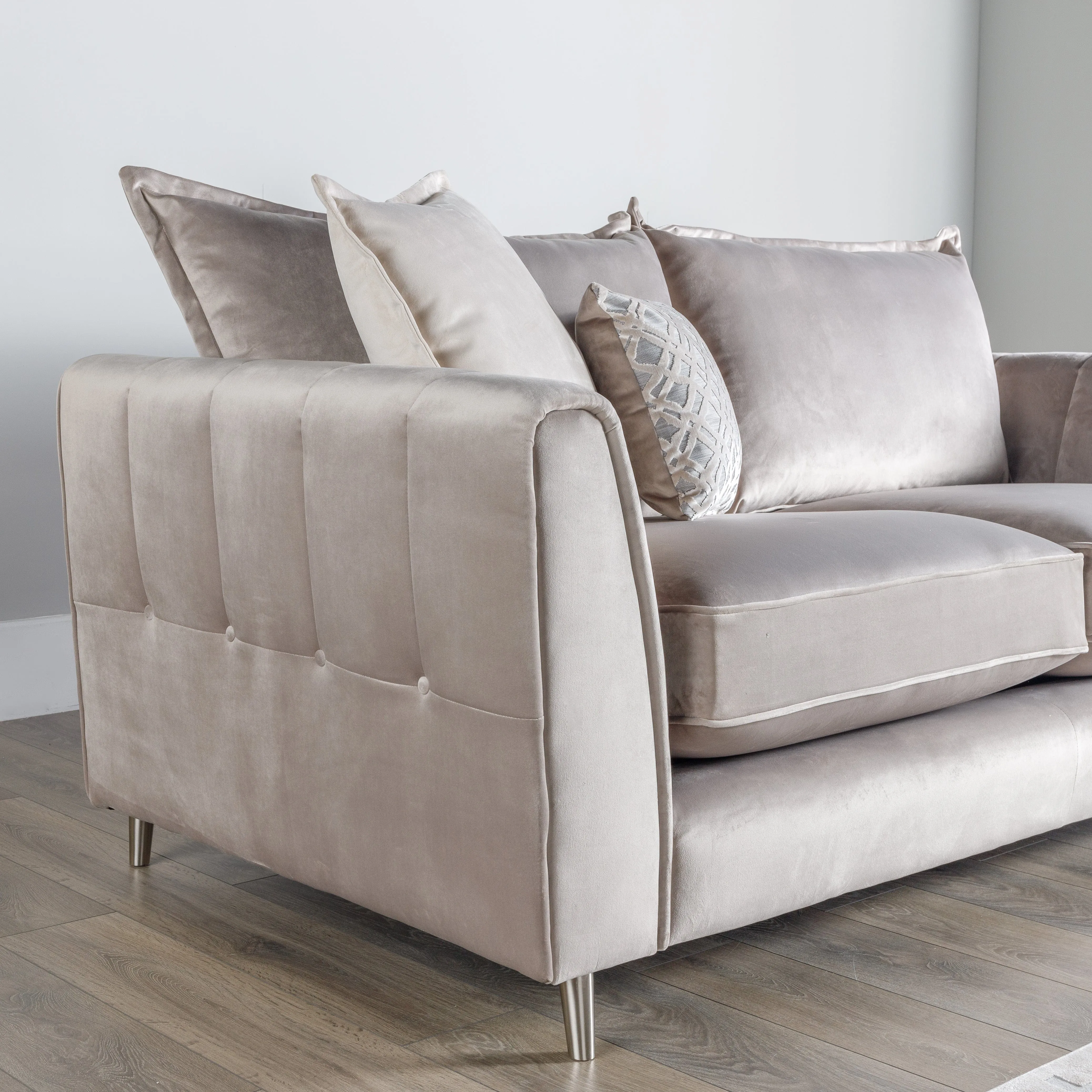 Nice 3 Seater Sofa