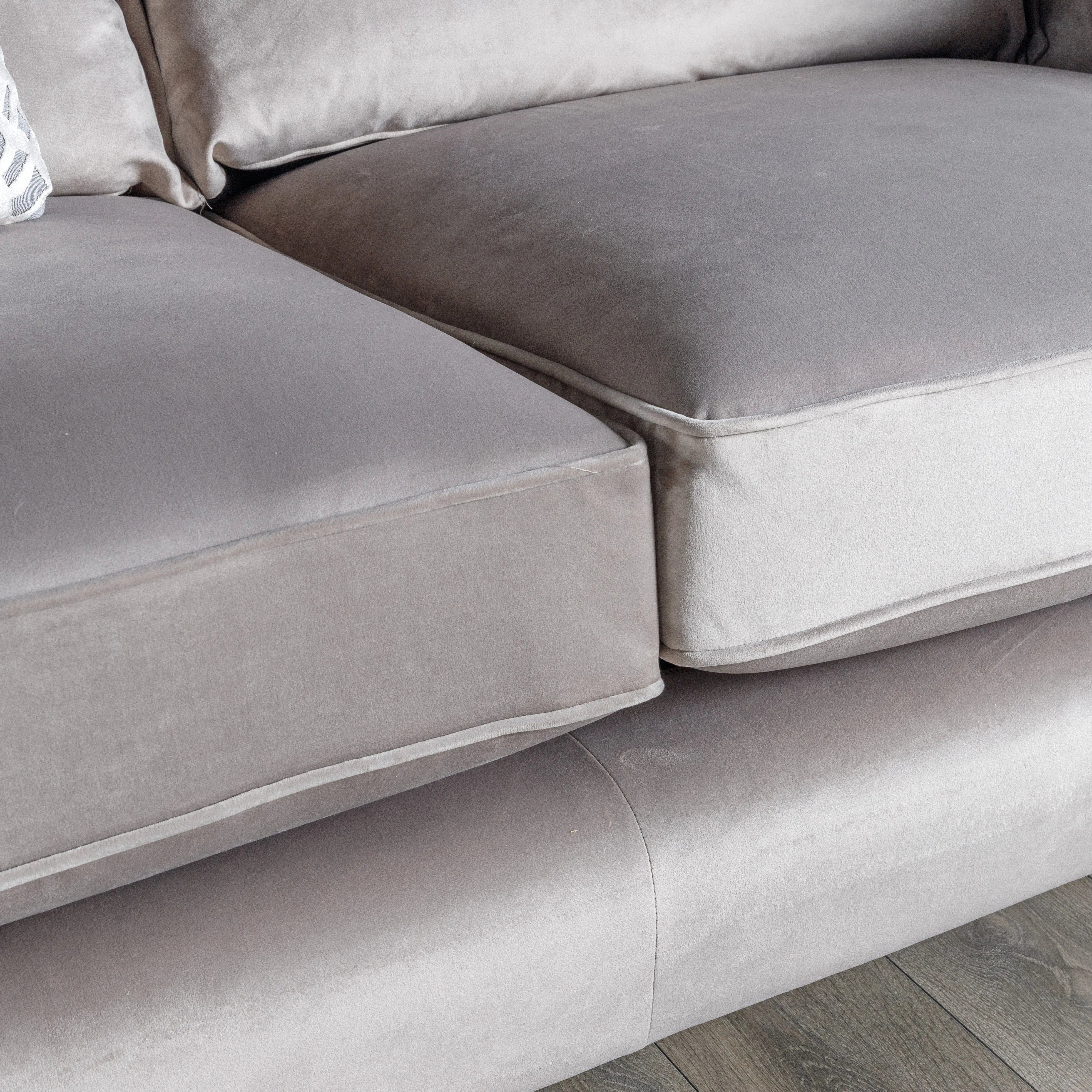 Nice 3 Seater Sofa